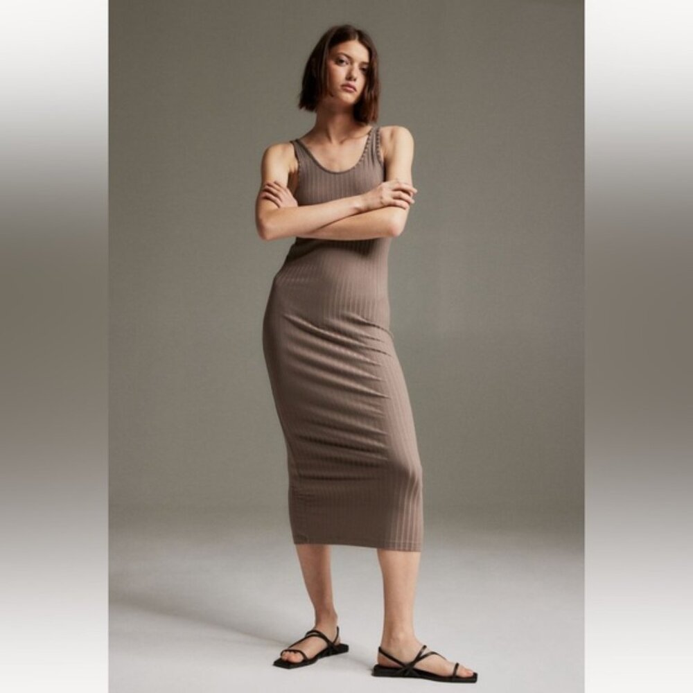 New! H&M Ribbed Bodycon Midi Dress Beige